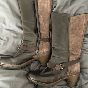 Espresso Merrell Size 9 Boots